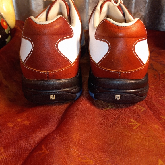 Footjoy Golf Shoes - Picture 6 of 6